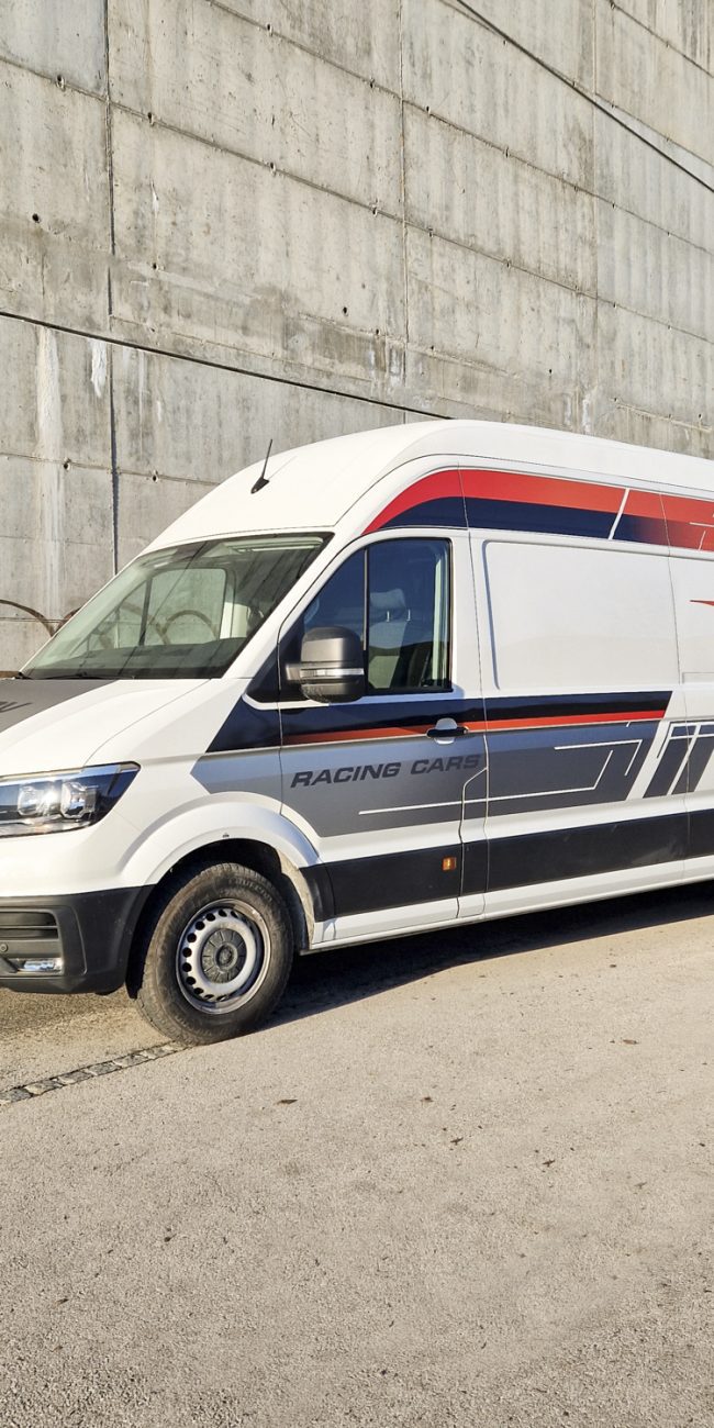 Polepitev dostavnega vozila Peugeot za OPV, izvedeno s strani Styxz.