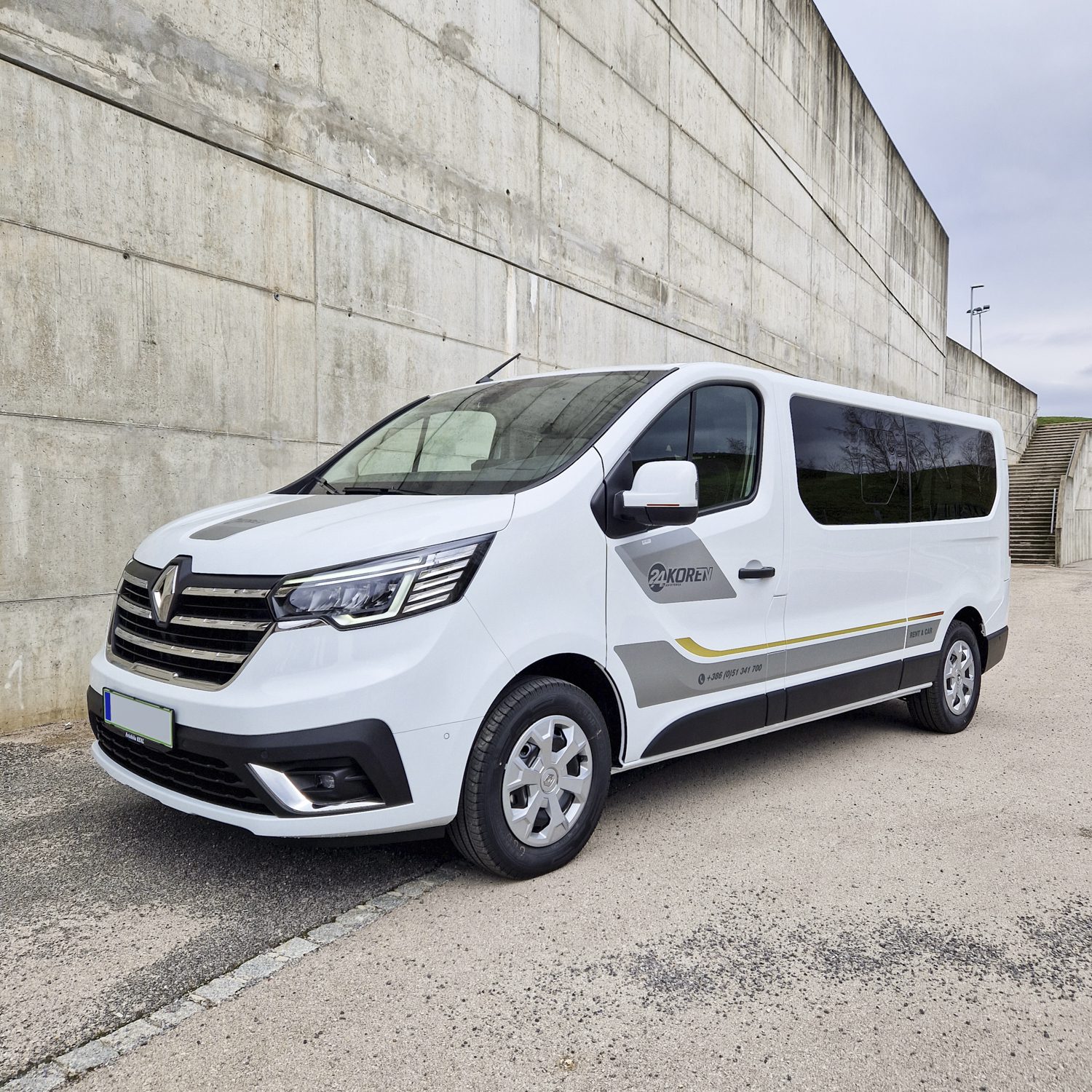 Polepitev dostavnega vozila Renault Trafic za Koren, izvedeno s strani Styxz.