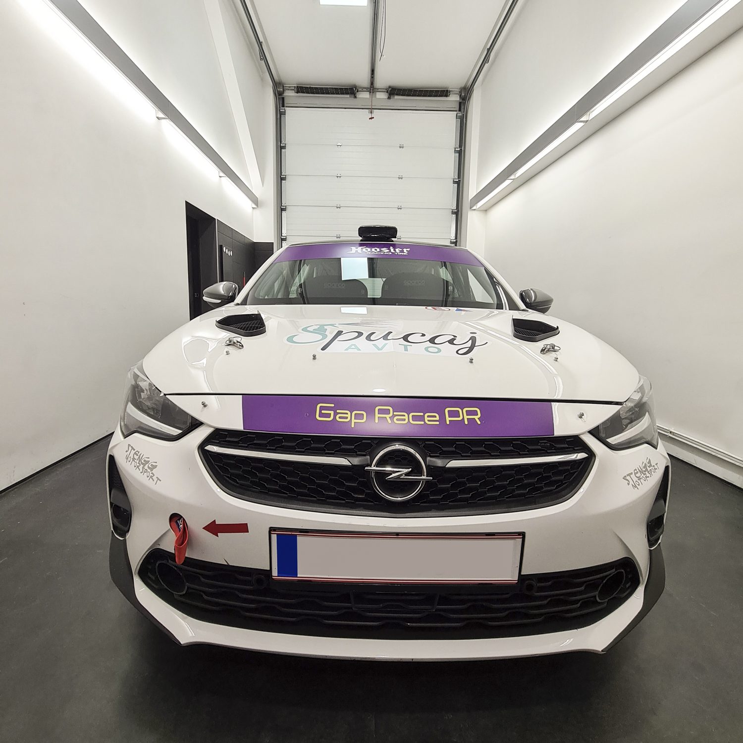 Polepitev dirkalnega vozila Wagner Corsa, izvedeno s strani Styxz.