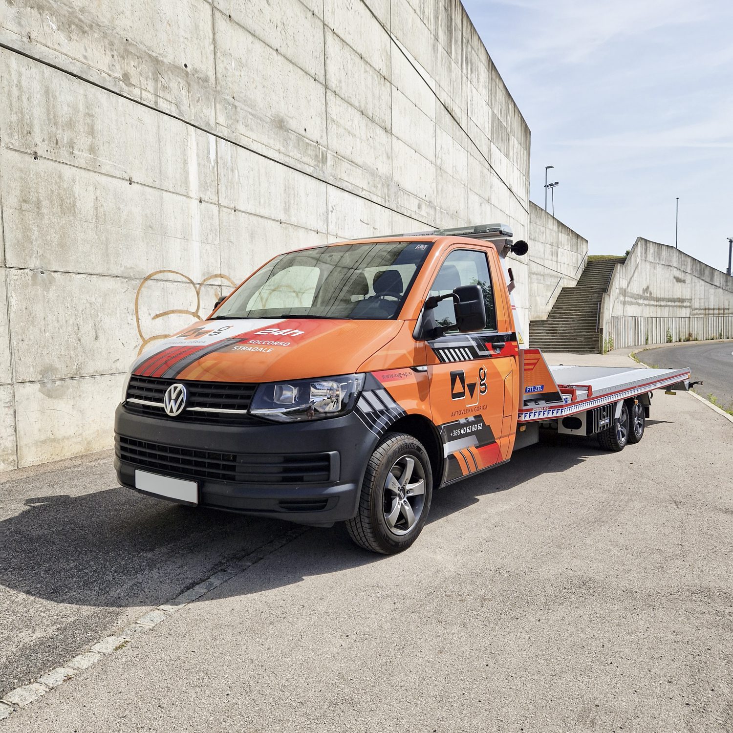 Polepitev tovornjaka Volkswagen AVG za Fitzel, izvedeno s strani Styxz.